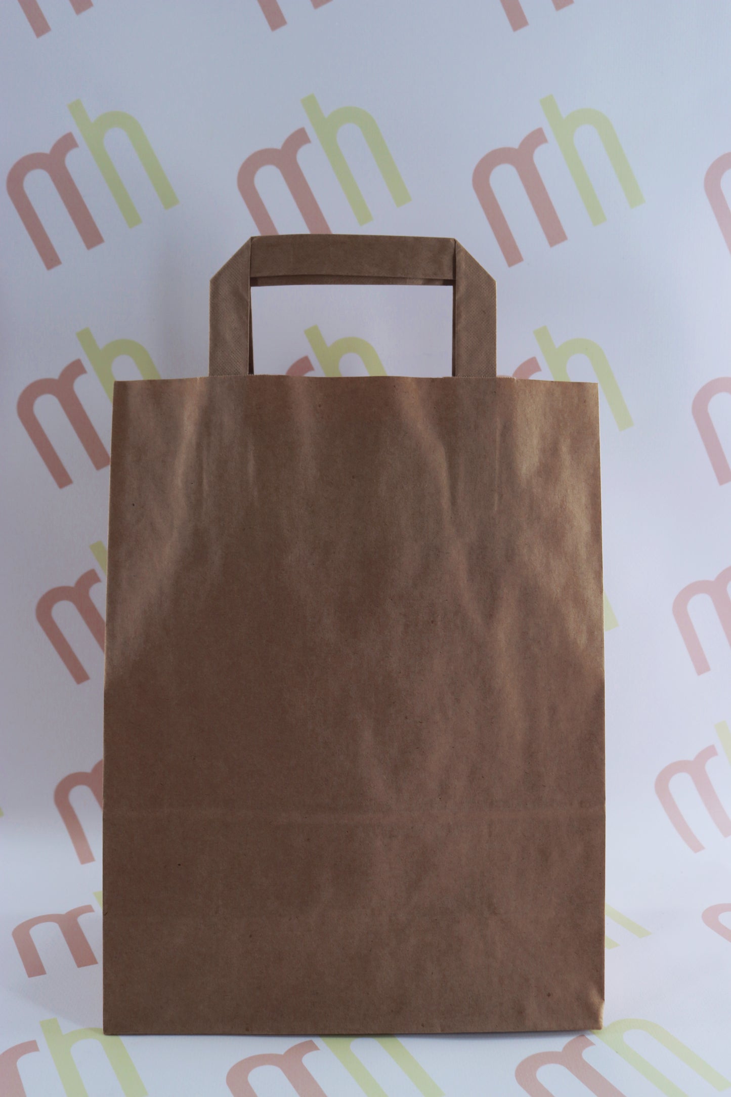 Barna, papír szalagfüles táska